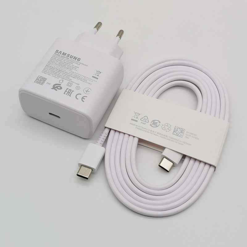 45W USB-C Fast Charger — Compact Travel Adapter